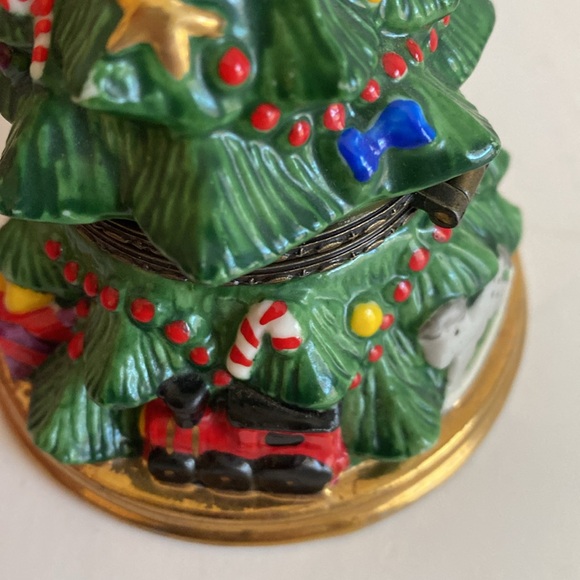 Department 56 Christmas’s Tree Trinket Holder - Picture 7 of 8